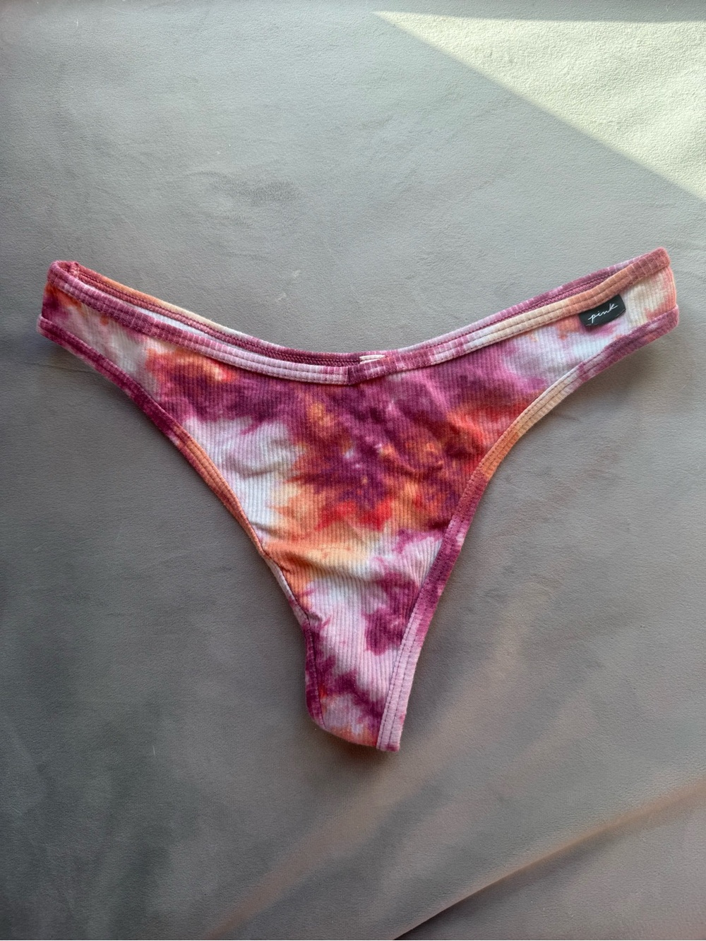 PINK thong